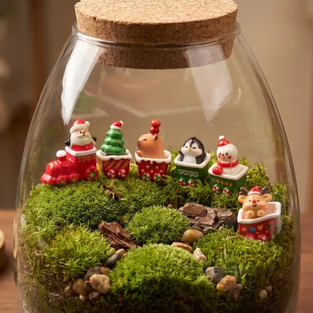 Urbanjungl Mini Kersttrein miniatuur 12 stuks 1-3 cm