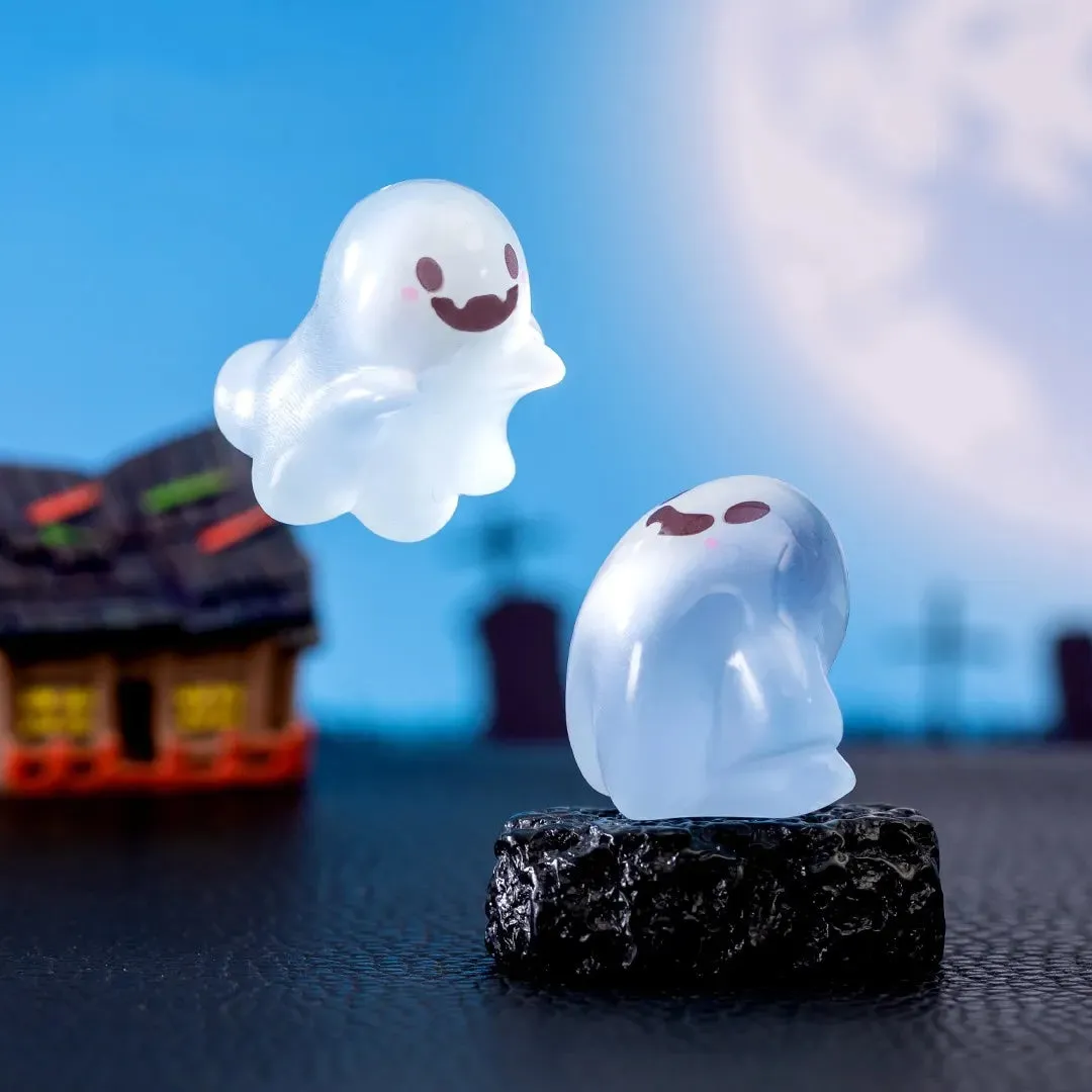 Urbanjungl Ghost glow in the dark mini figuren 6 stuks