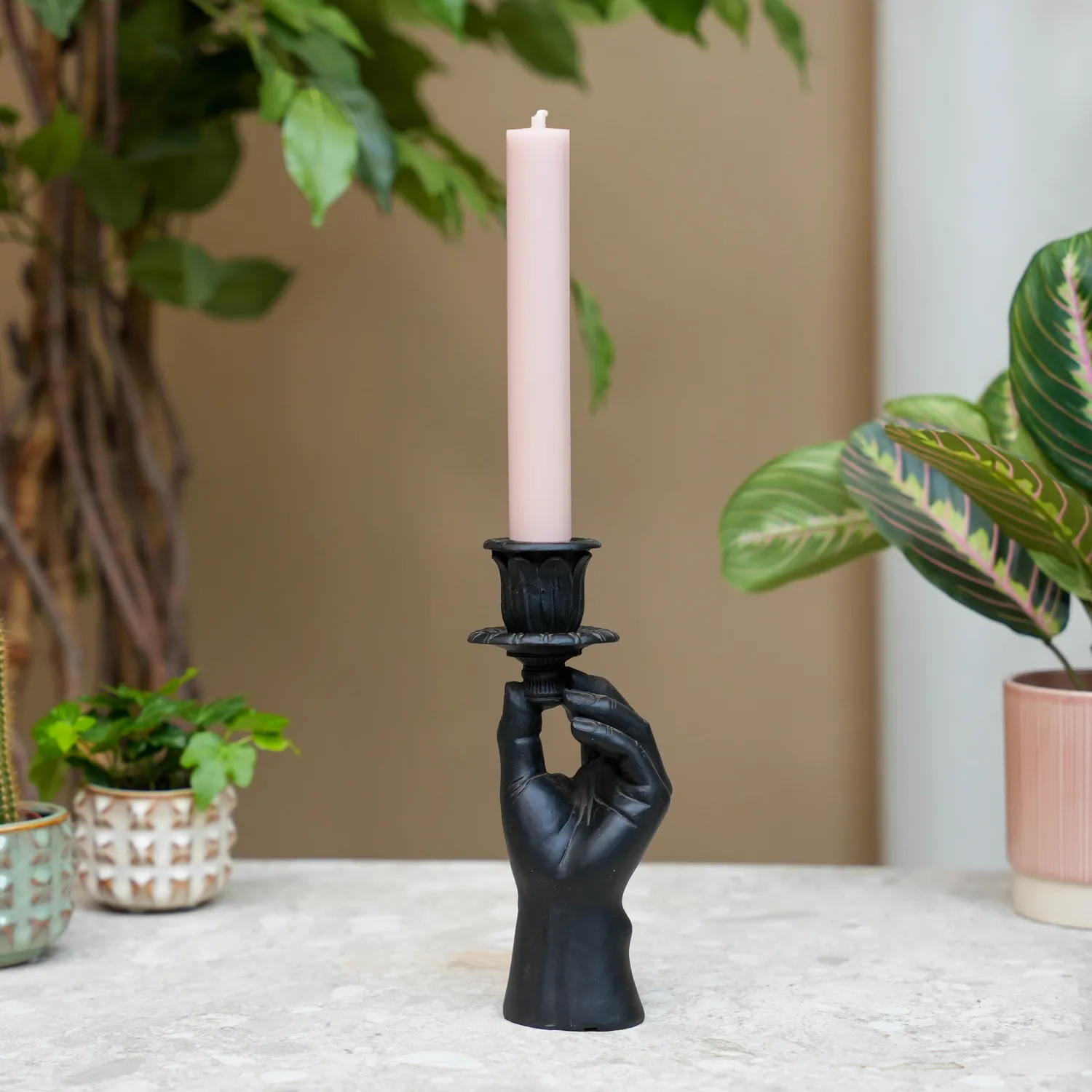 Urbanjungl kaarsenhouder Hand zwart 20 cm