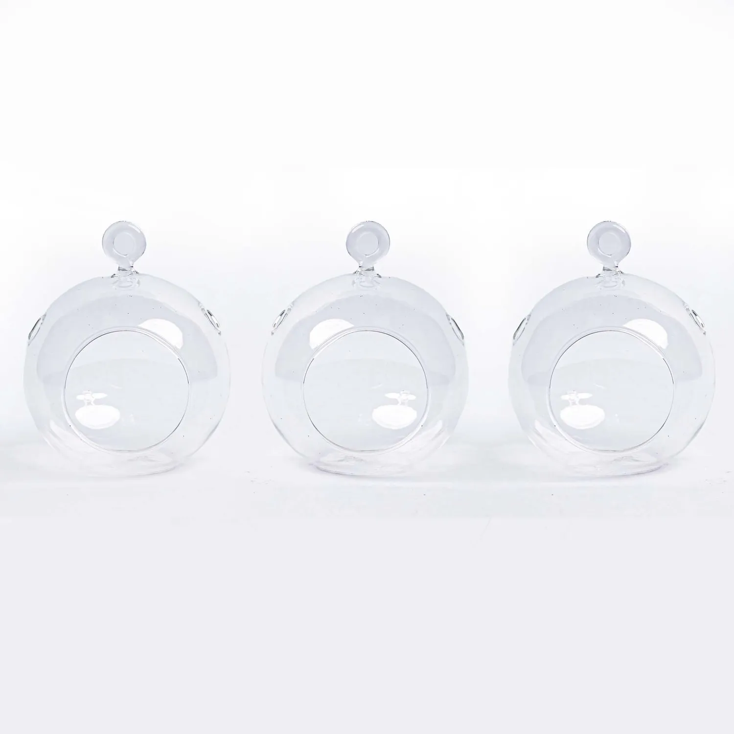 Urbanjungl Kerstbal glas hangend met airplant en mos