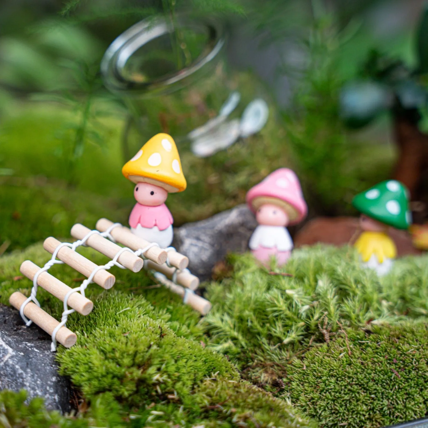 Urbanjungl Toads paddenstoel figuurtjes 4 stuks 3,5 cm