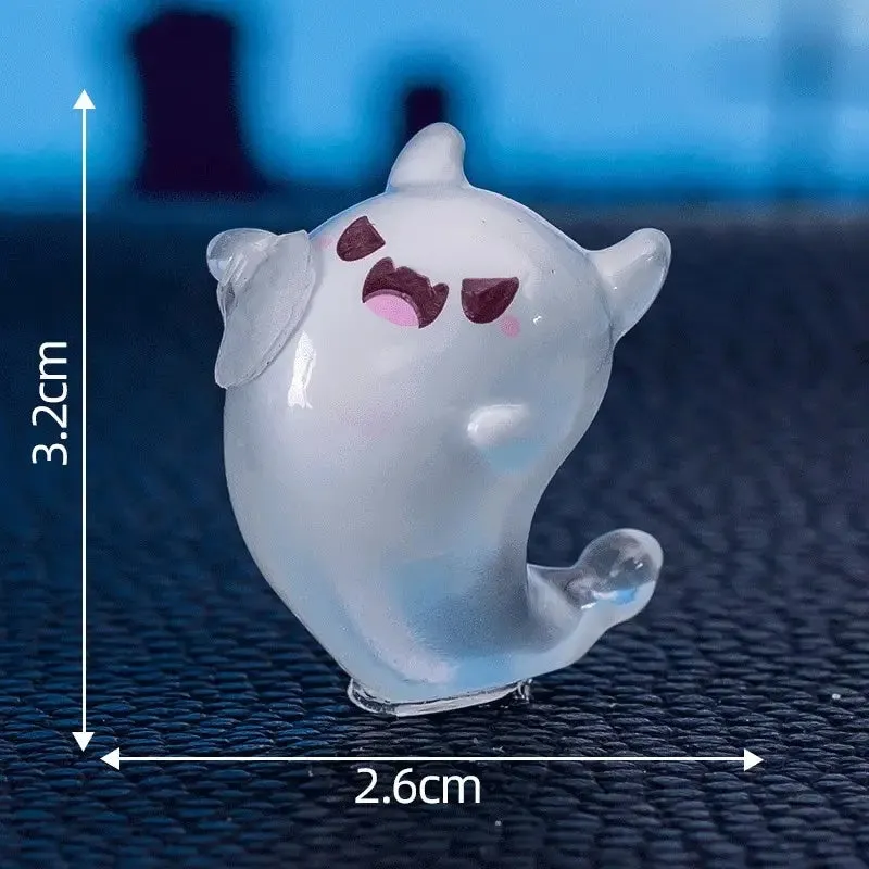 Urbanjungl Ghost glow in the dark mini figuren 6 stuks