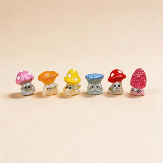 Urbanjungl Night Mushrooms mini figuren 2 cm set van 6 glow