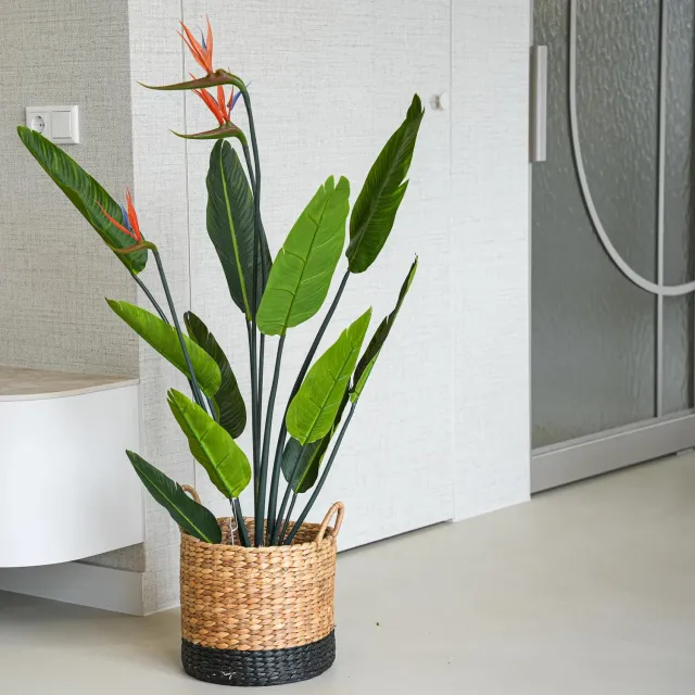 Urbanjungl Strelitzia kunstplant met bloemen 120 cm zwarte pot