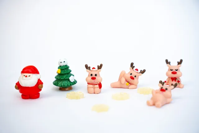 Urbanjungl Reindeer Rush kerstfiguren 10 stuks glow in the dark