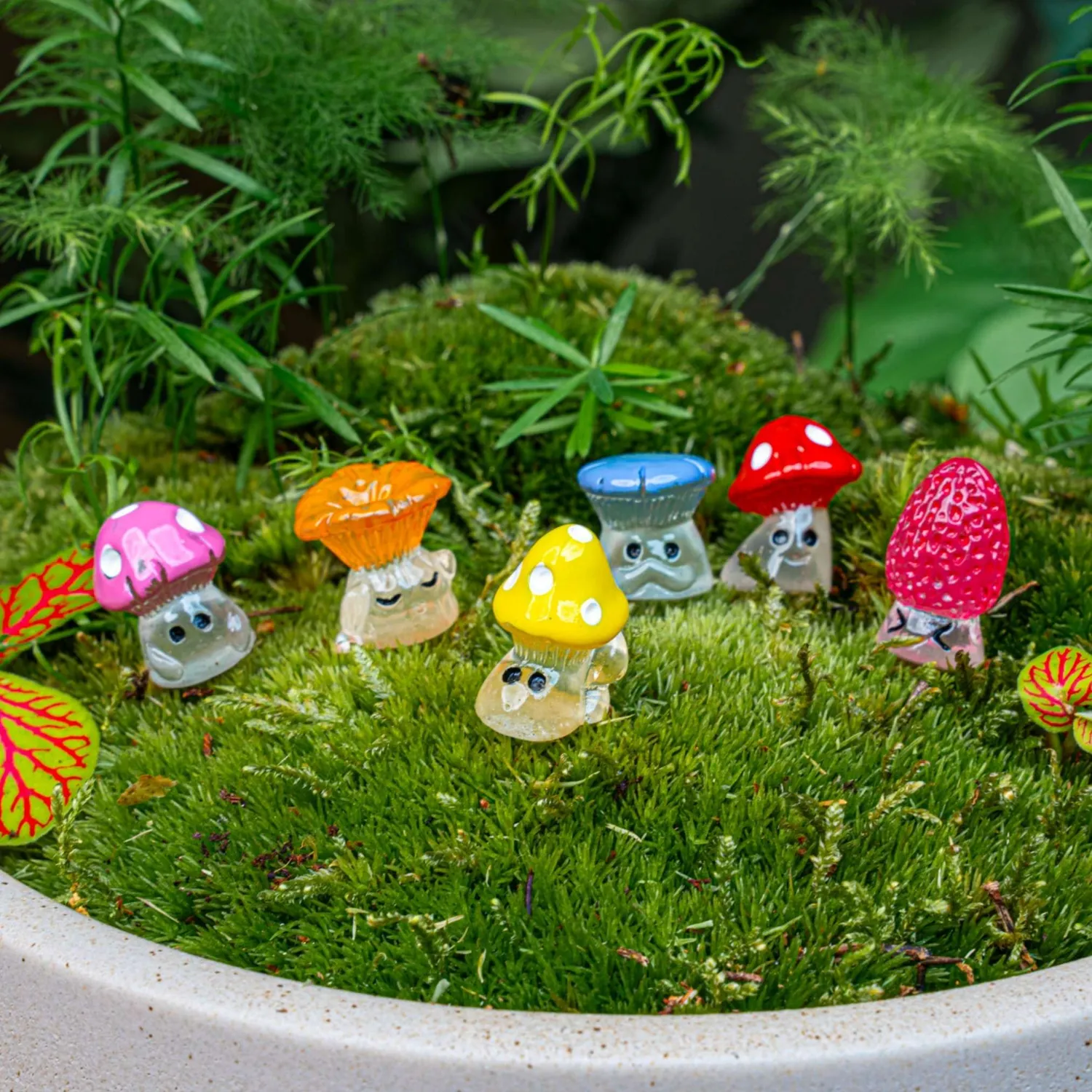Urbanjungl Night Mushrooms mini figuren 2 cm set van 6 glow