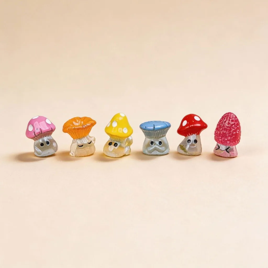 Urbanjungl Night Mushrooms mini figuren 2 cm set van 6 glow